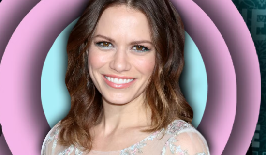 Joy Lenz Net Worth: Actress and Singer's Wealth