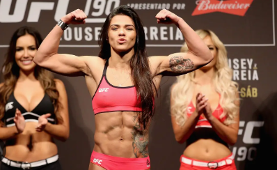 Claudia Gadelha Net Worth: MMA Star's Financial Overview